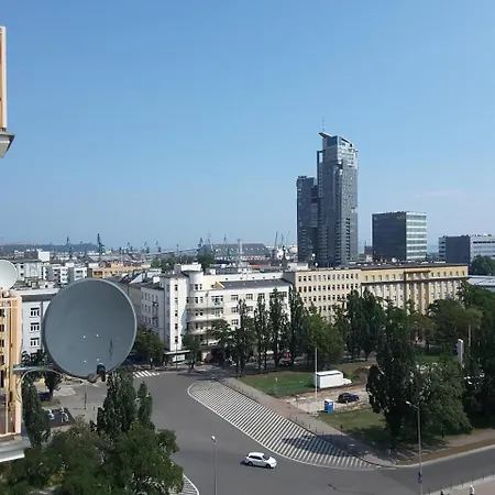 Apartament Słoneczny Skwer 13 *