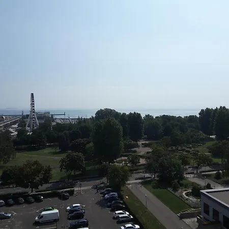 Słoneczny Skwer 13 Apartament