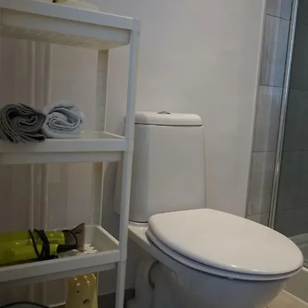 Słoneczny Skwer 13 *