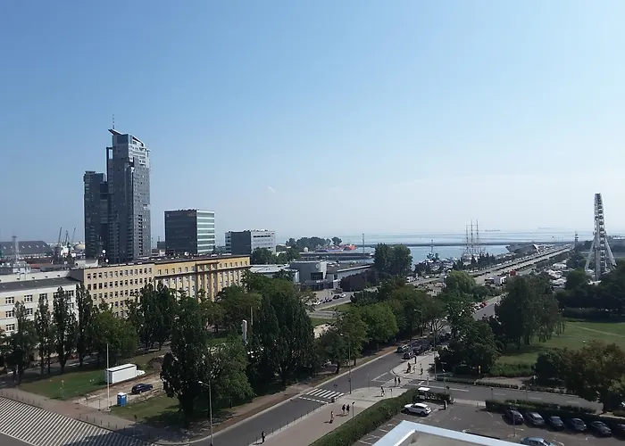 Apartament Słoneczny Skwer 13 *